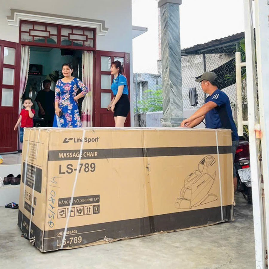 Ghế massage LS-789 đã được giao đến nhà chị My ở Khánh Hòa