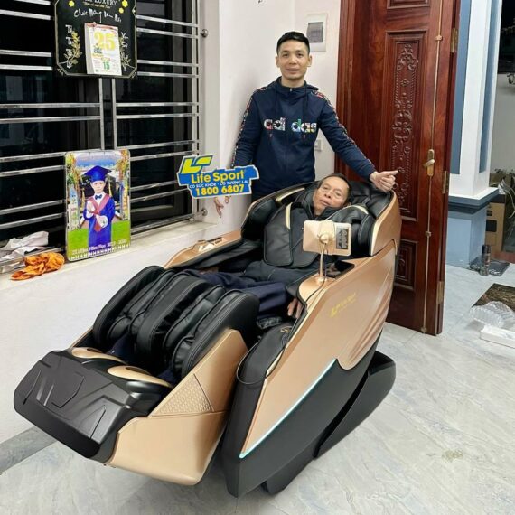 Giao Ghế Massage LS-660E Cho Gia Đình Chú Tráng Tại Thái Bình